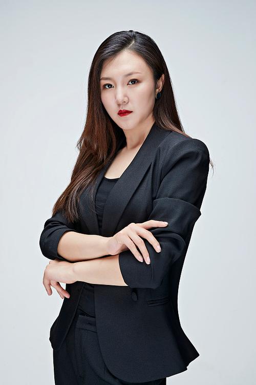 杨小琦调色与视觉增强负责人